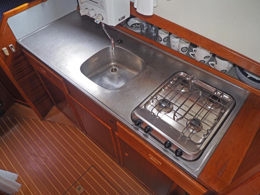 Cabin en avant, H&eacute;bergements